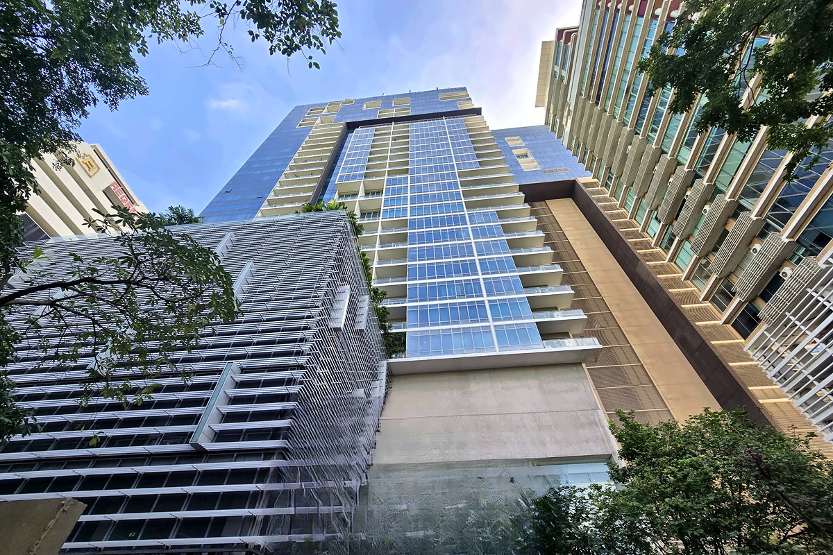 Exterior or project image for 185 Rajadamri in Bangkok