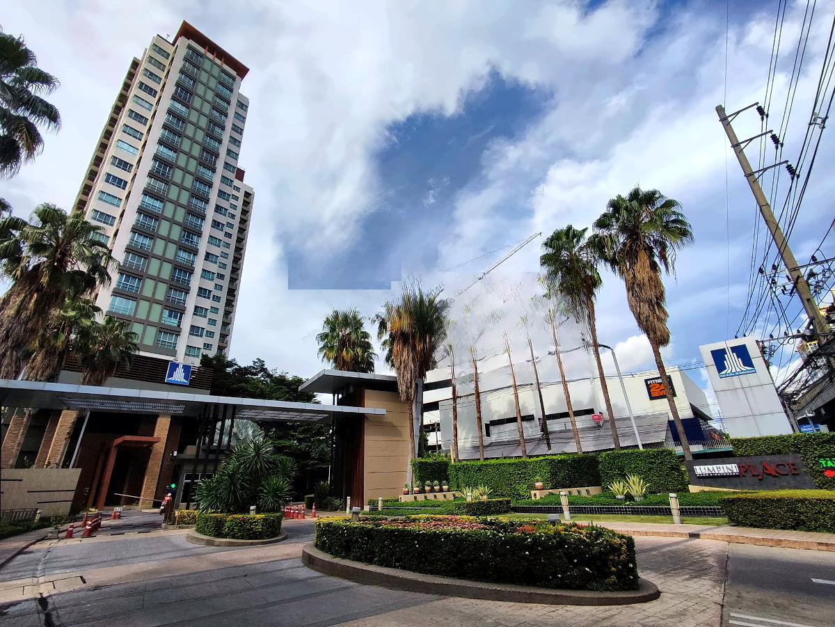 Exterior or project image for Lumpini Place Rama 9 in Bangkok