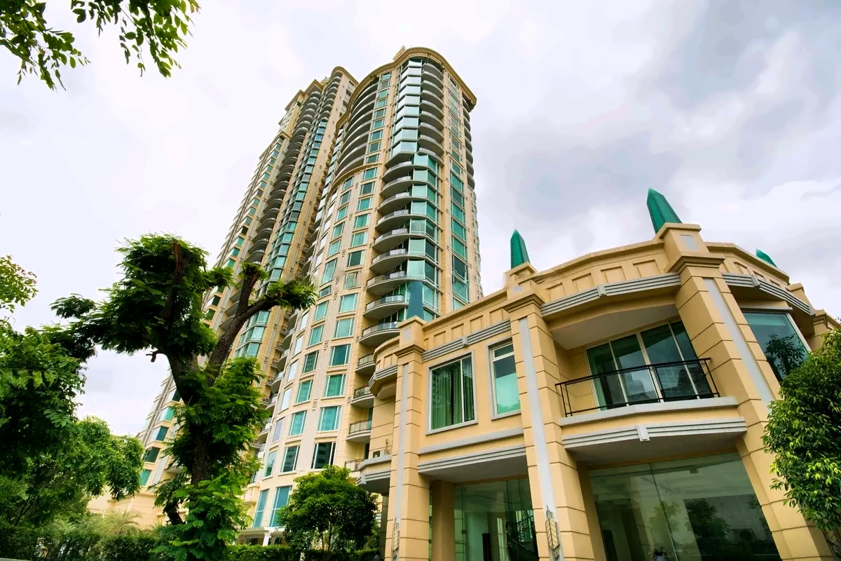 Exterior or project image for Royce Private Residences in Bangkok